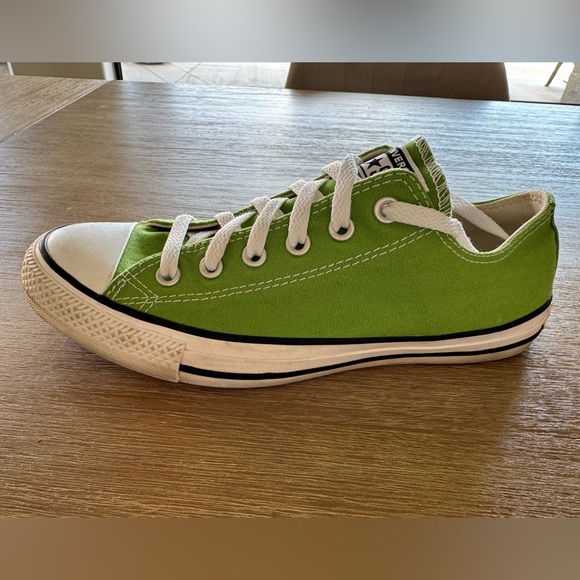 Converse Chuck Taylor All Star Canvas Shoes “Grass Green.” Wmn’s Sz 9/Men’s 7 - Picture 2 of 11